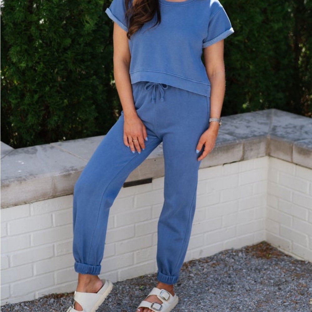 Dusty Blue Sweatset - Picture 2 of 5